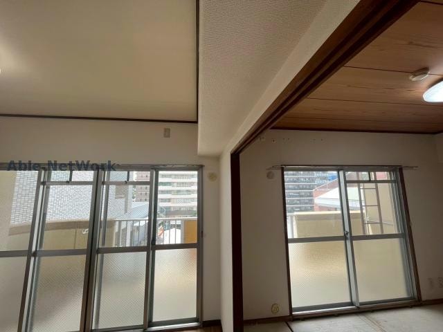  三和ビル