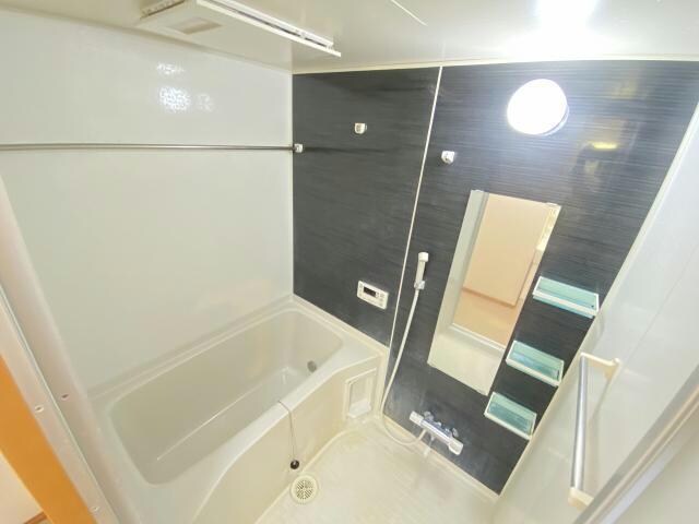 同型 アンソレイエ