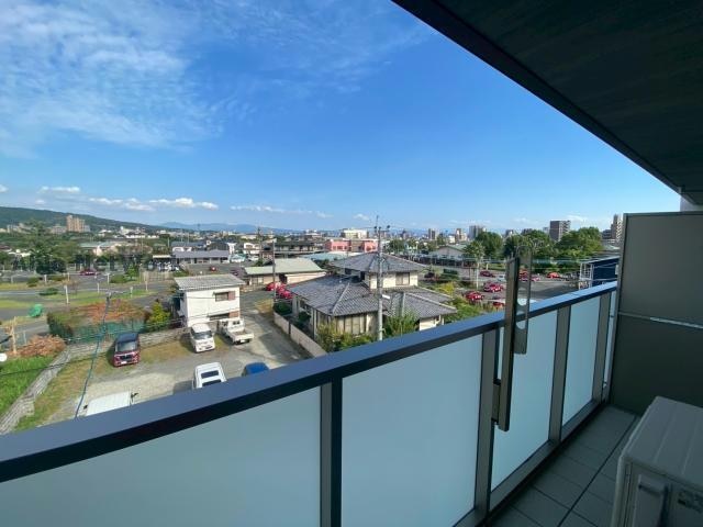  シャーメゾン壺川