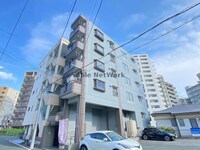 ラフォーレ４番館