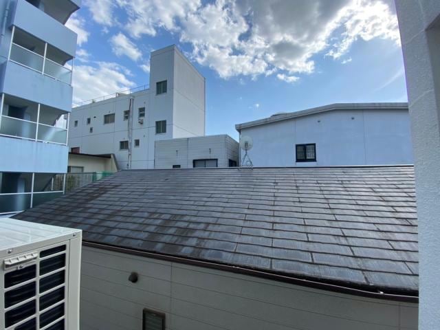  Niji Apartments