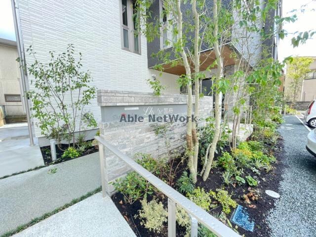  シャーメゾンローツェ国府