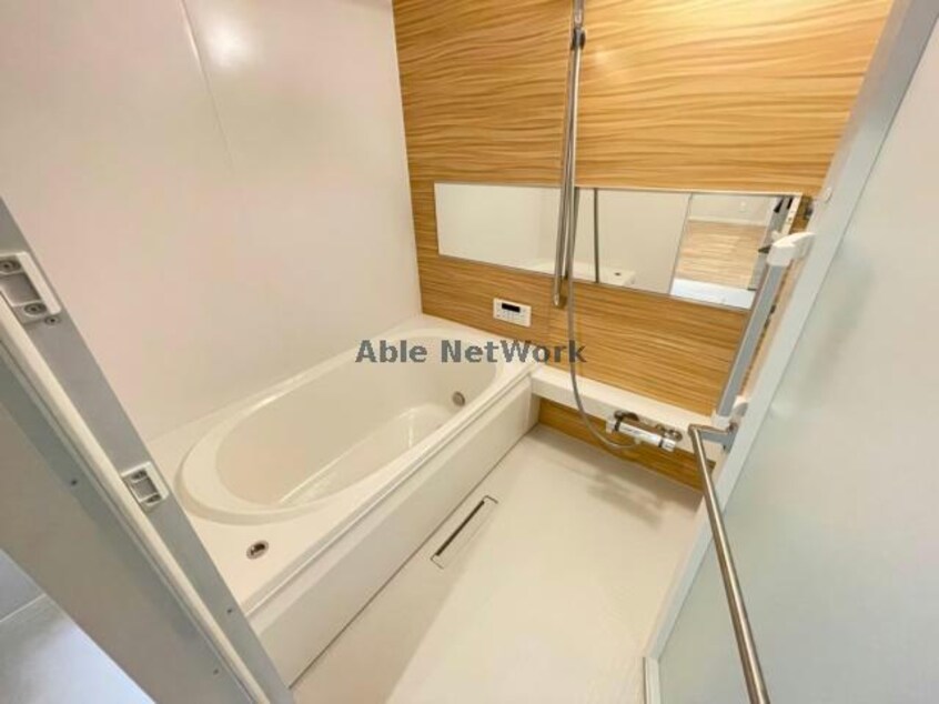  シャーメゾンローツェ国府