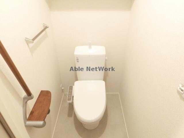  エヌ・ステータス国府