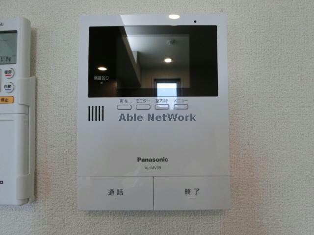  エヌ・ステータス国府