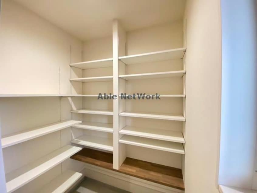 玄関シューズクローク 国府2丁目後藤様貸家