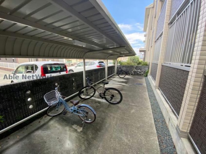  産交バス（熊本市）/御領 徒歩4分 1階 築11年