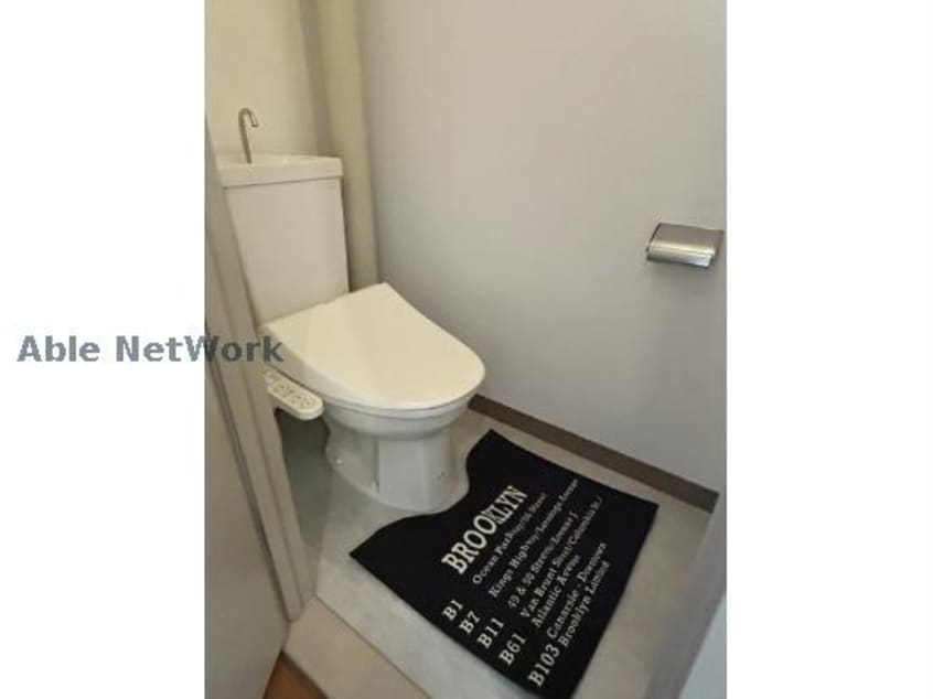  ライオン・アネックス