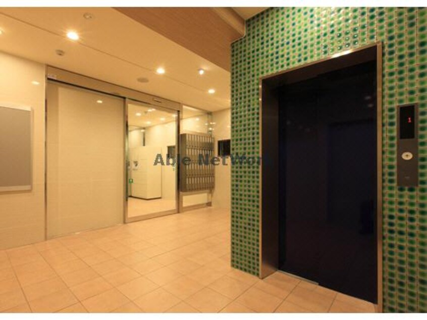  クイーンズ藤崎表参道