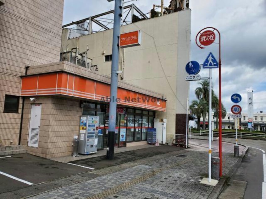 リック都城駅前店(コンビニ)まで465m 北原コーポ