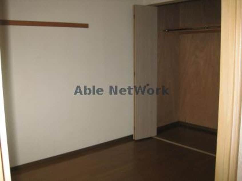 洋室6.8帖 礼可ハイツ