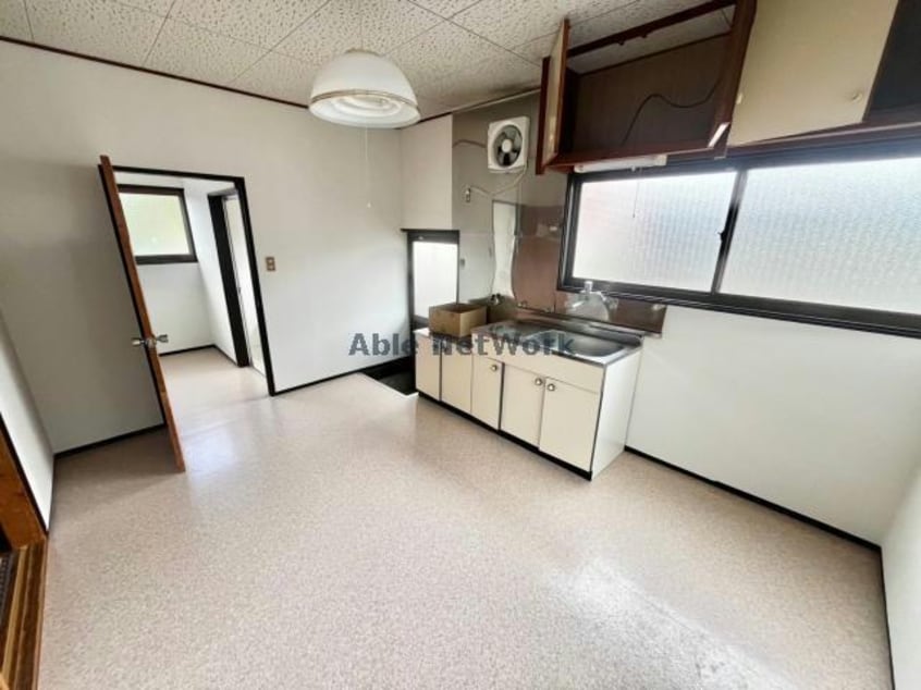  植村貸家（郡元2699-12）