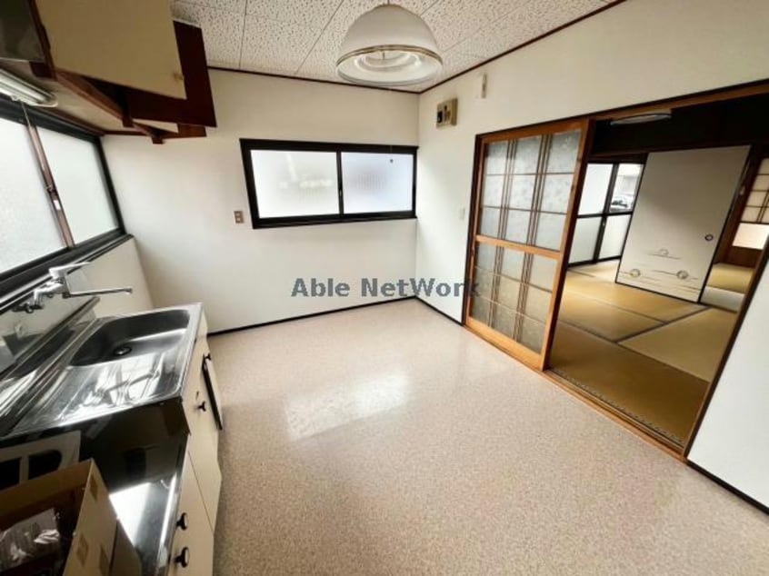  植村貸家（郡元2699-12）