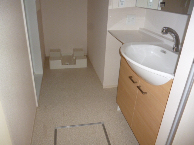 脱衣所 シェルト下川東