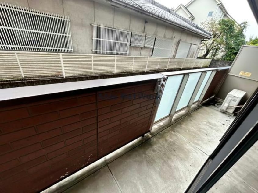  ルナージュＡ、B