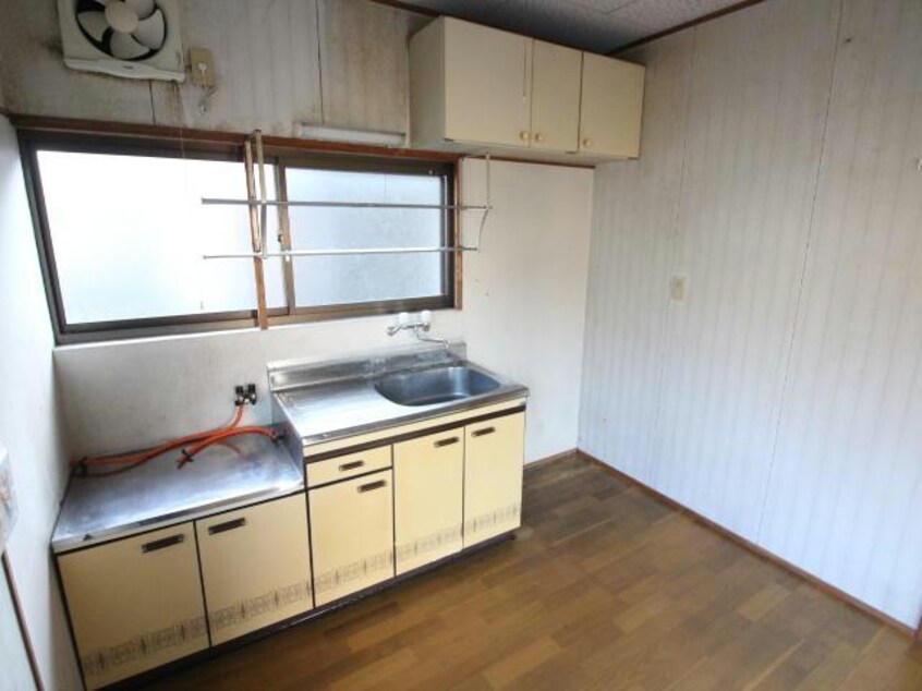  和田貸家（末吉）