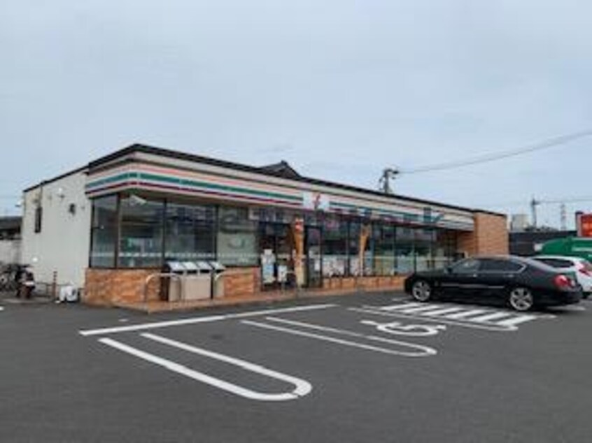 セブンイレブン都城下川東四丁目店(コンビニ)まで602m レジデンス祝吉