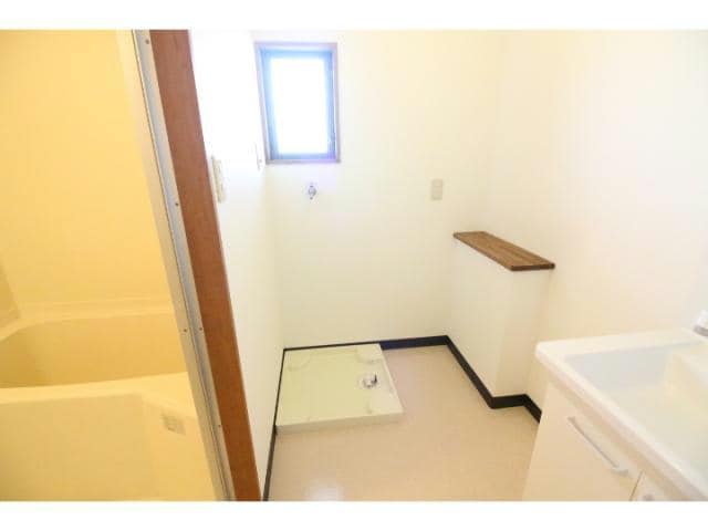  丸久第１３コーポ