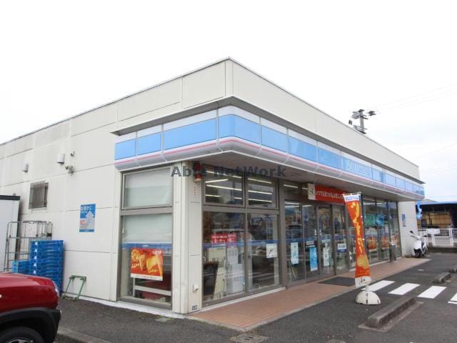ローソン都城年見町店(コンビニ)まで1018m FeliciaⅡ