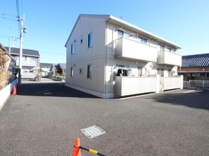 コンフォーレ鷹尾　B棟