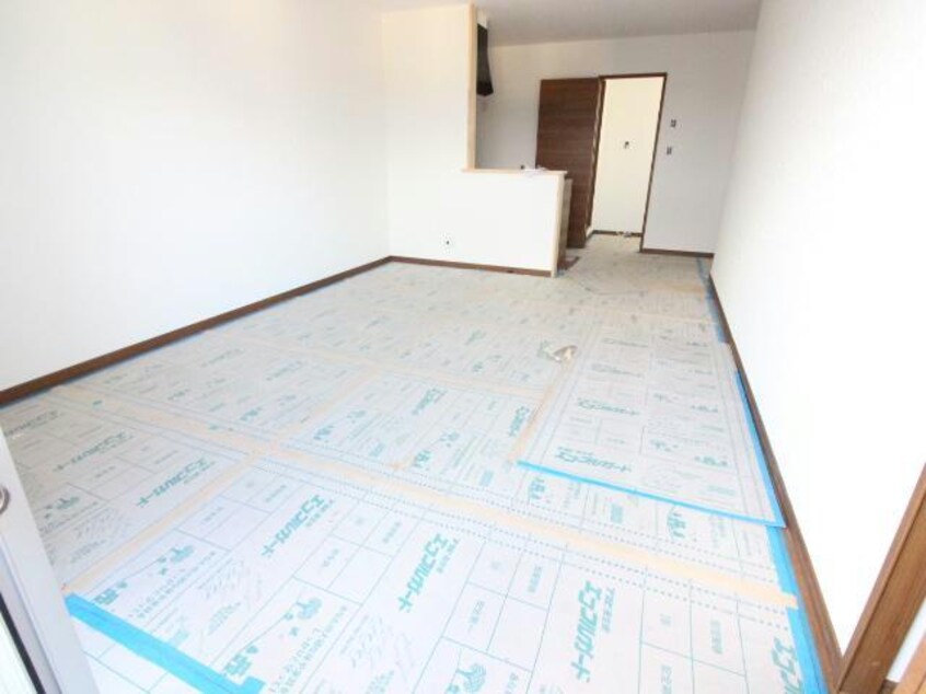  グラムハウス六番館