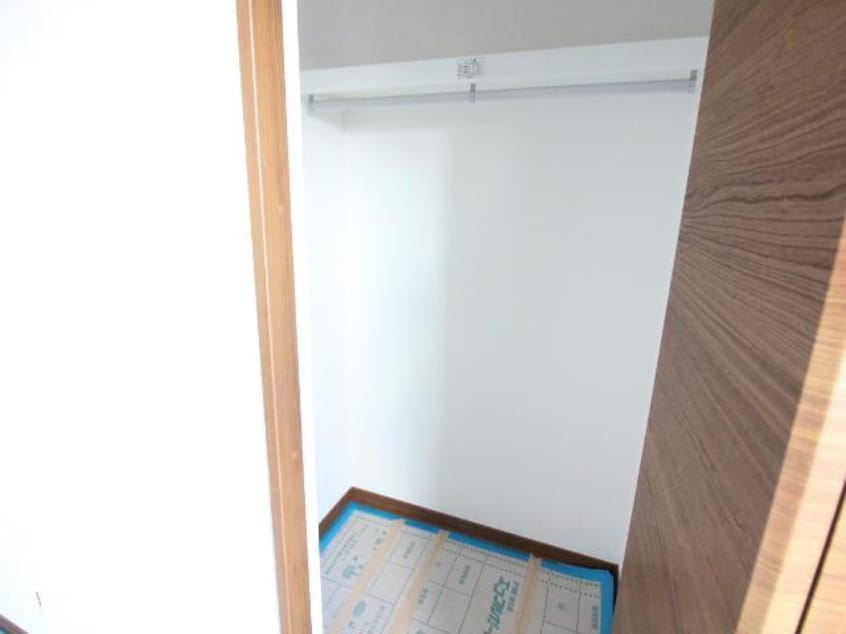  グラムハウス六番館