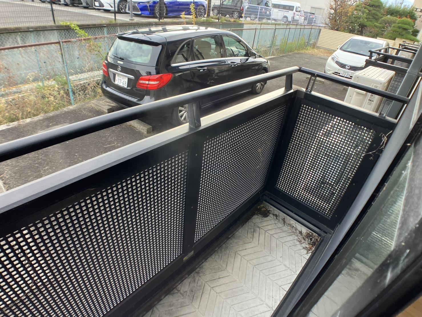  ベアー・ハウス