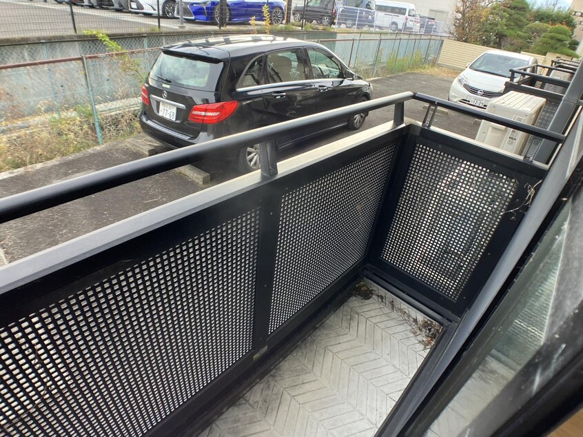  ベアー・ハウス