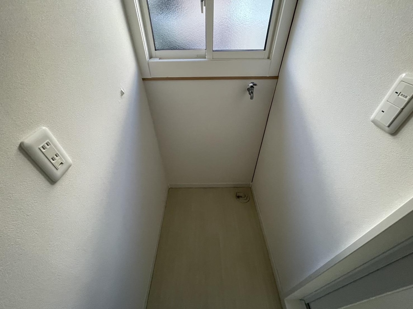  メゾナ　ルウェ（貸家）