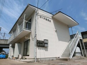 コーポ稲荷田