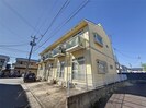 グレーリボン南福島の外観