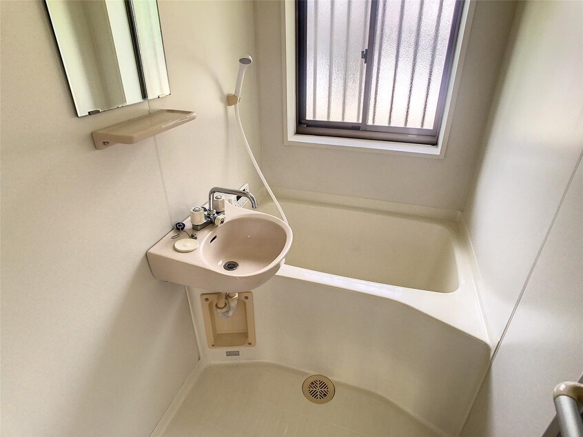  宍戸貸家（荒井）