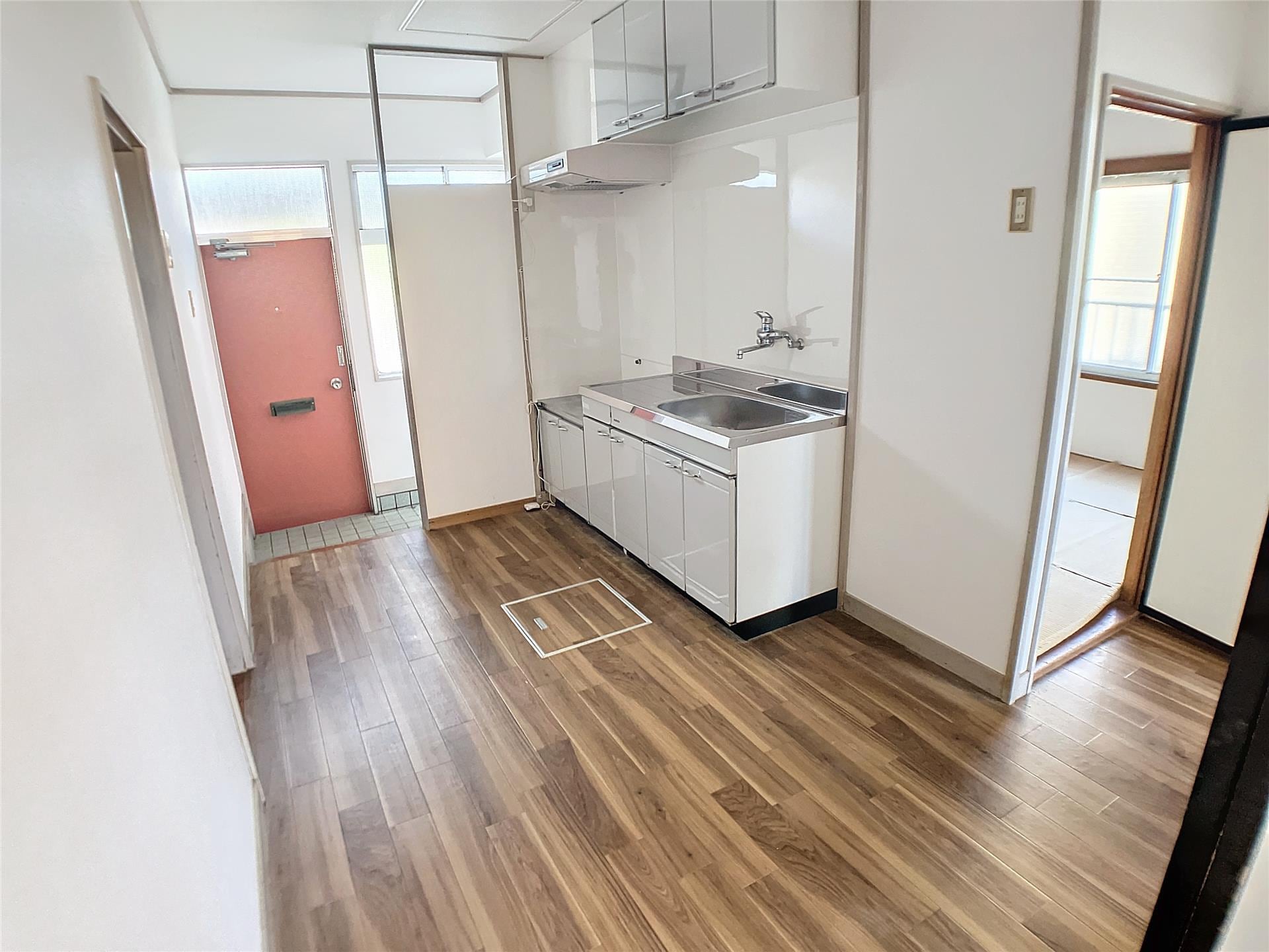  清水マンションB