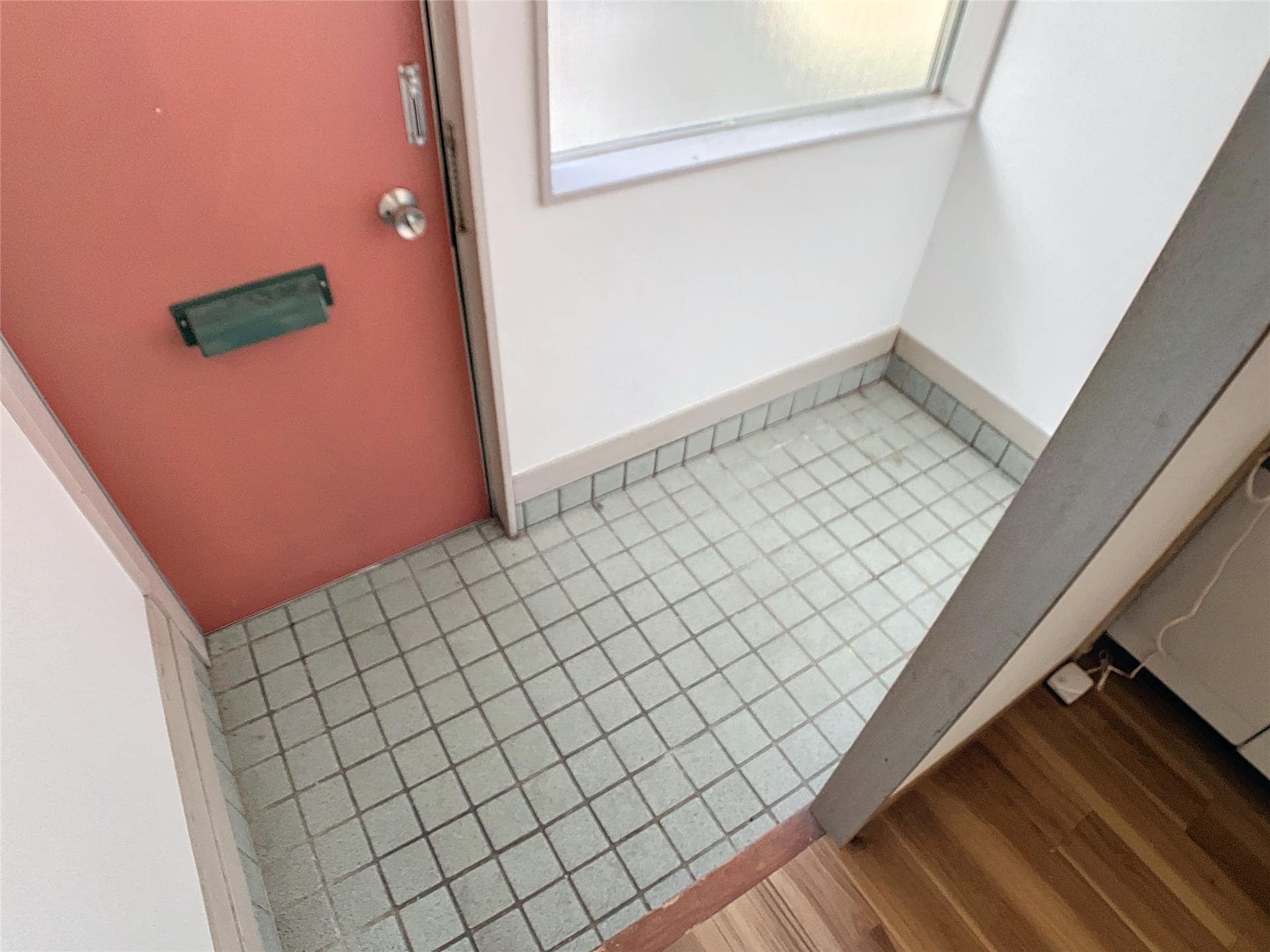  清水マンションB