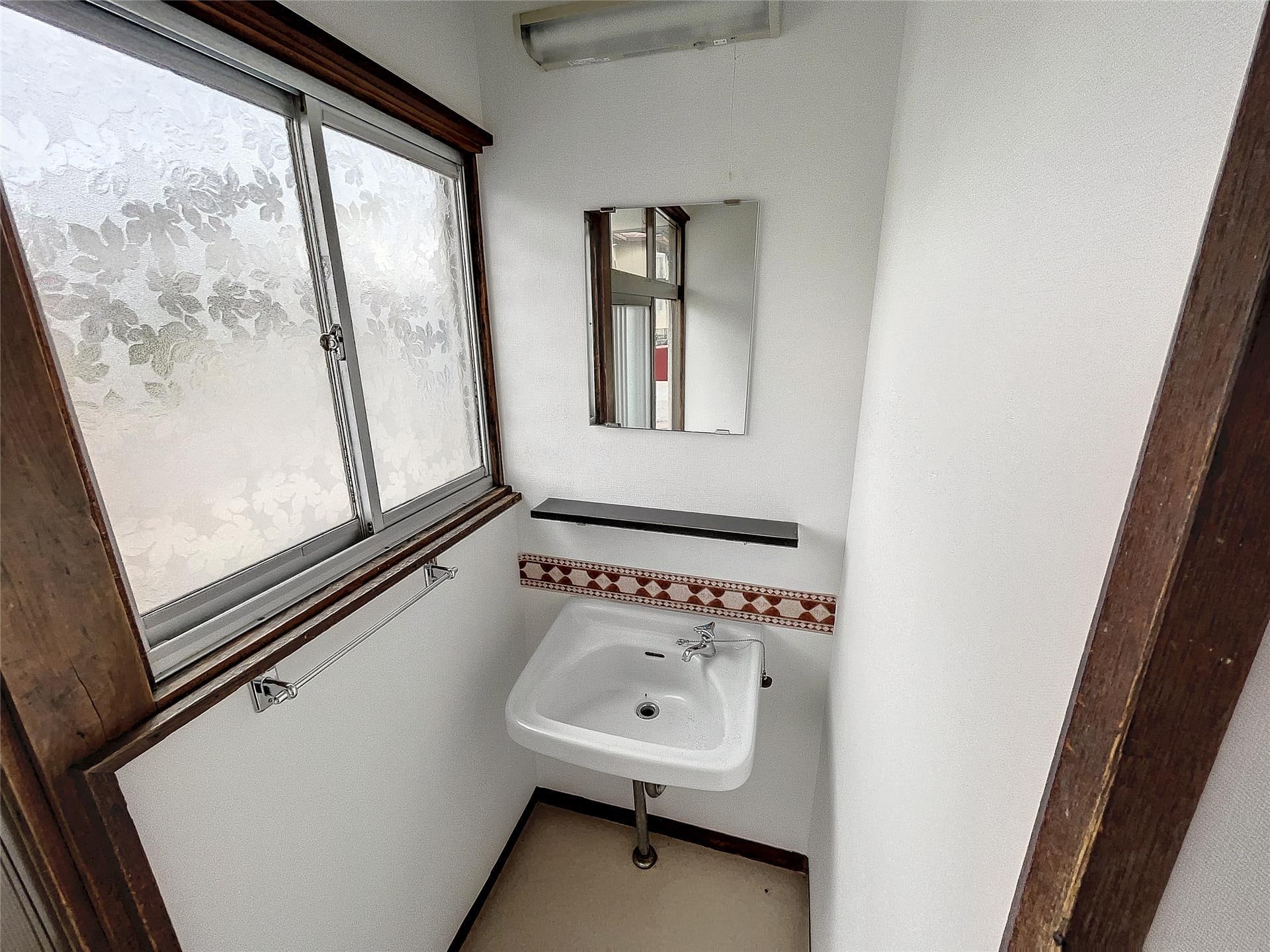  西坂貸家（田中52-2）