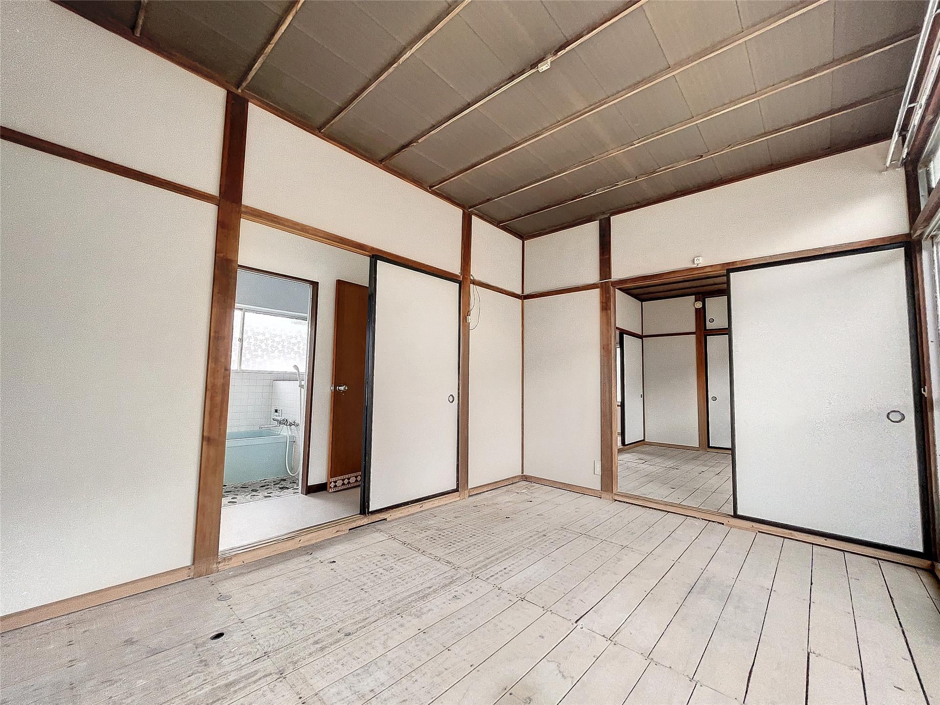  西坂貸家（田中52-2）