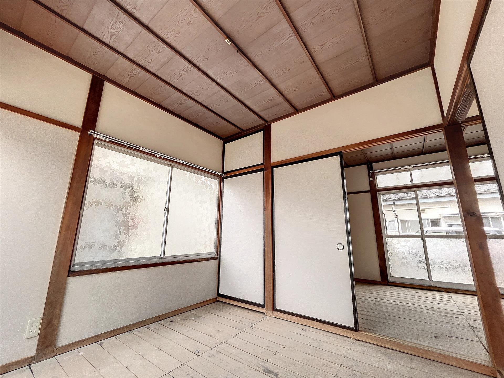  西坂貸家（田中52-2）