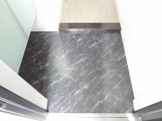 玄関 アルファレガロ岡山駅前