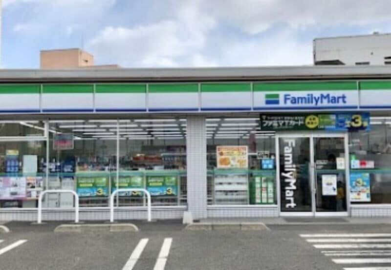 ファミリーマート岡山岡南町店(コンビニ)まで539m 月光　旭川リバーサイドウエスト