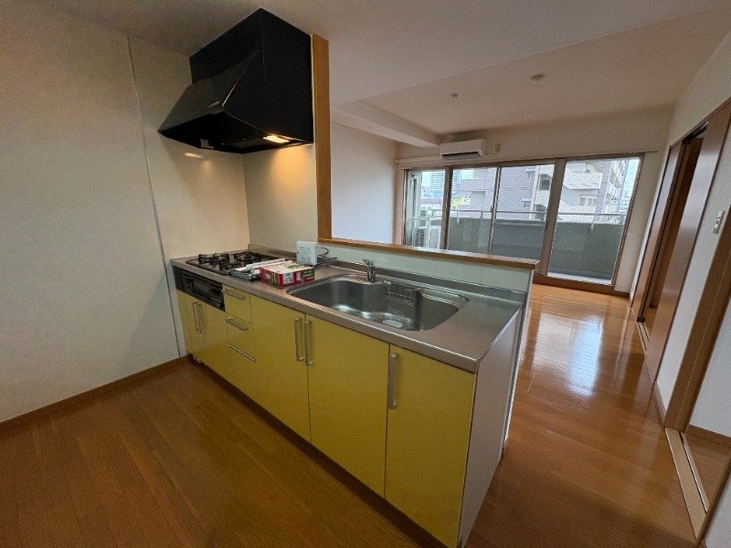  ベンハウス伊福町