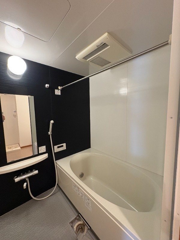  ベンハウス伊福町