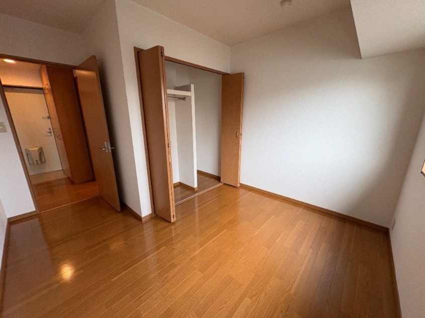  ベンハウス伊福町