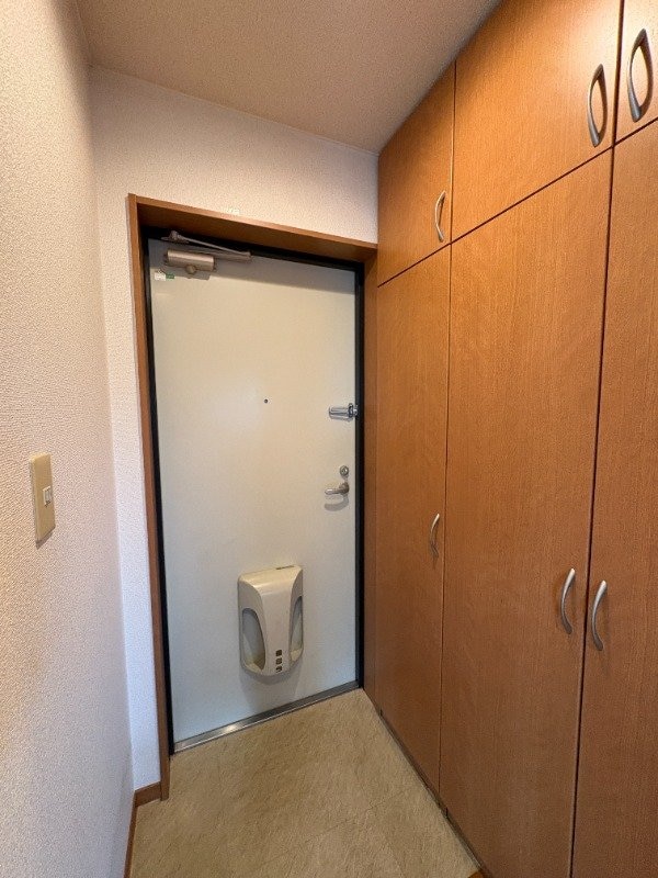  ベンハウス伊福町