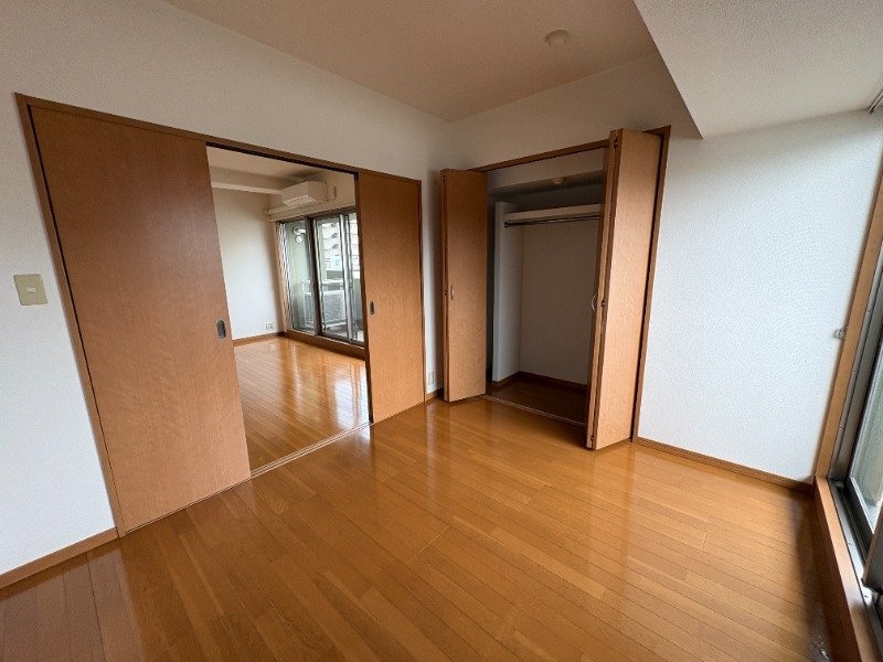  ベンハウス伊福町