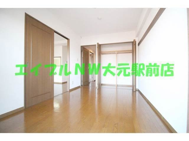 洋室 アリベ東古松