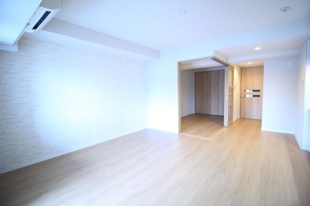  La neige　中山下