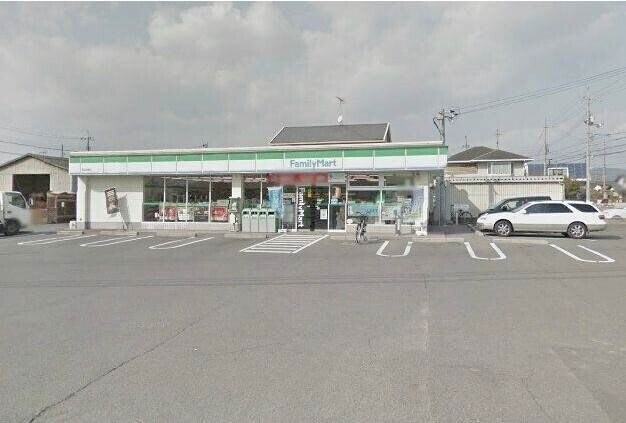 ファミリーマート岡山兼基店(コンビニ)まで531m アルコバレーノ