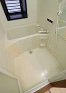  コートヴィレッジ若沼　A棟