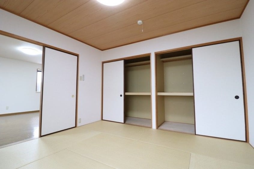  コートヴィレッジ若沼　A棟