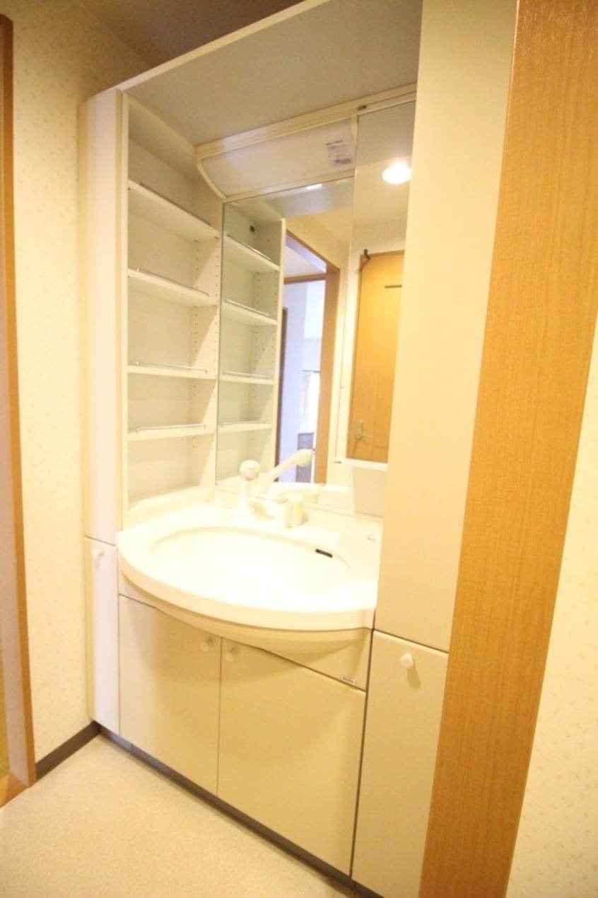  グランメール弓之町